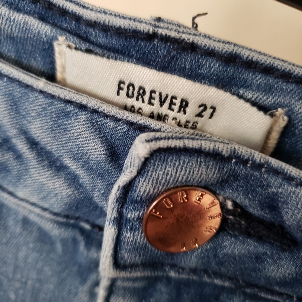 Forever 21 jean shorts. Size 25. - Picture 2 of 4